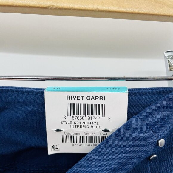 JM Collection Womens Plus Size 0X Tummy Control Pull-On Capri Pants in Blue $49 - Picture 7 of 9